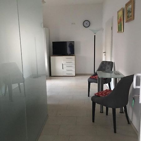 Ferienwohnung Kleine Auszeit Бад-Нойенар-Арвайлер Экстерьер фото